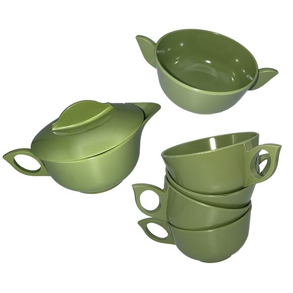 Vintage Melamine 7-Pc Set Avocado Green Cups (#108) Bowl (#106) Creamer (#107) - Picture 1 of 10